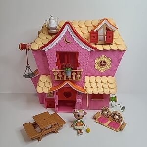Lalaloopsy Mini Sew Sweet House Playset (READ)